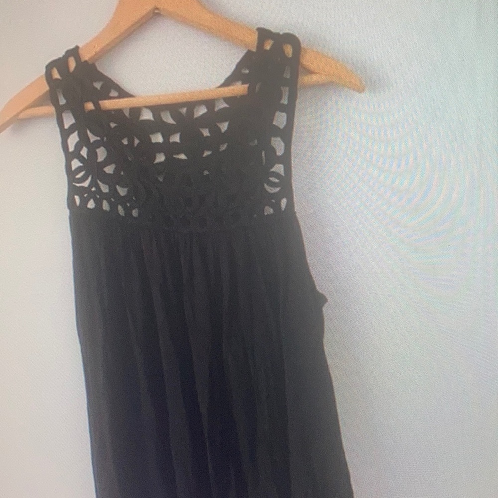 Twenty One Size S Black Sleeveless Tunic Top with Lace Detail Pockets Bubble Hem